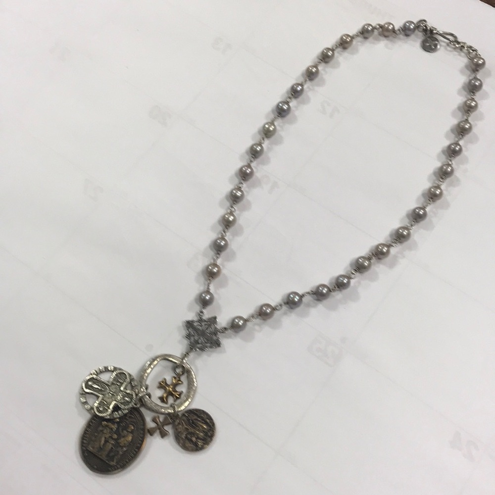 SJK Necklace Pearl and Medallion Necklace ***BOHO